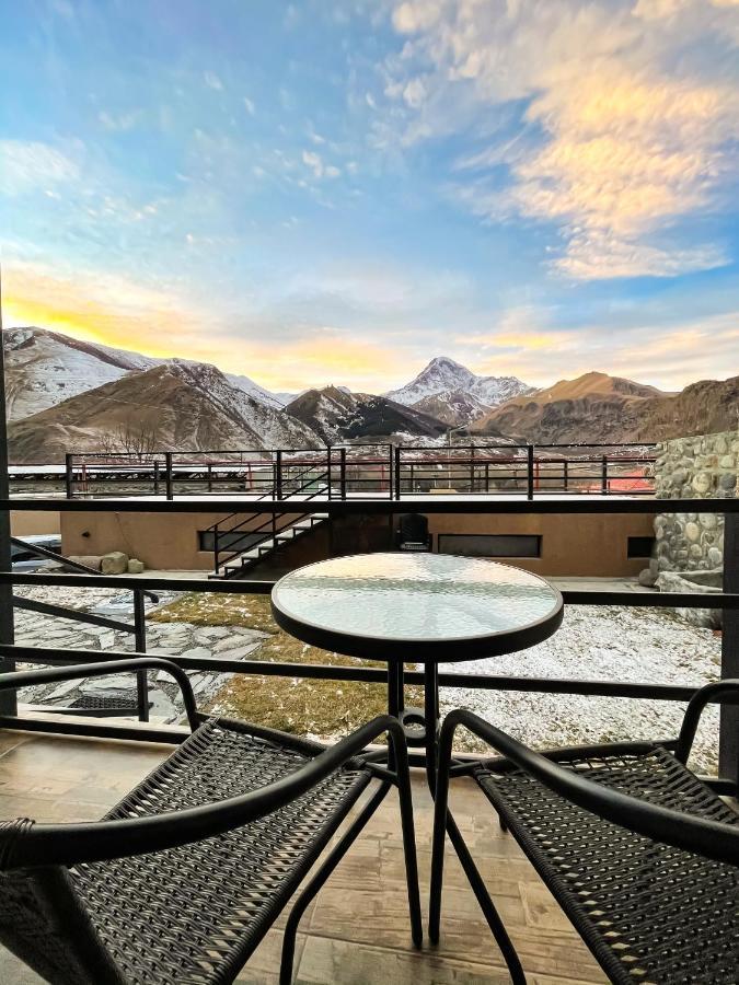 Belmonte Kazbegi Hotel Exterior photo